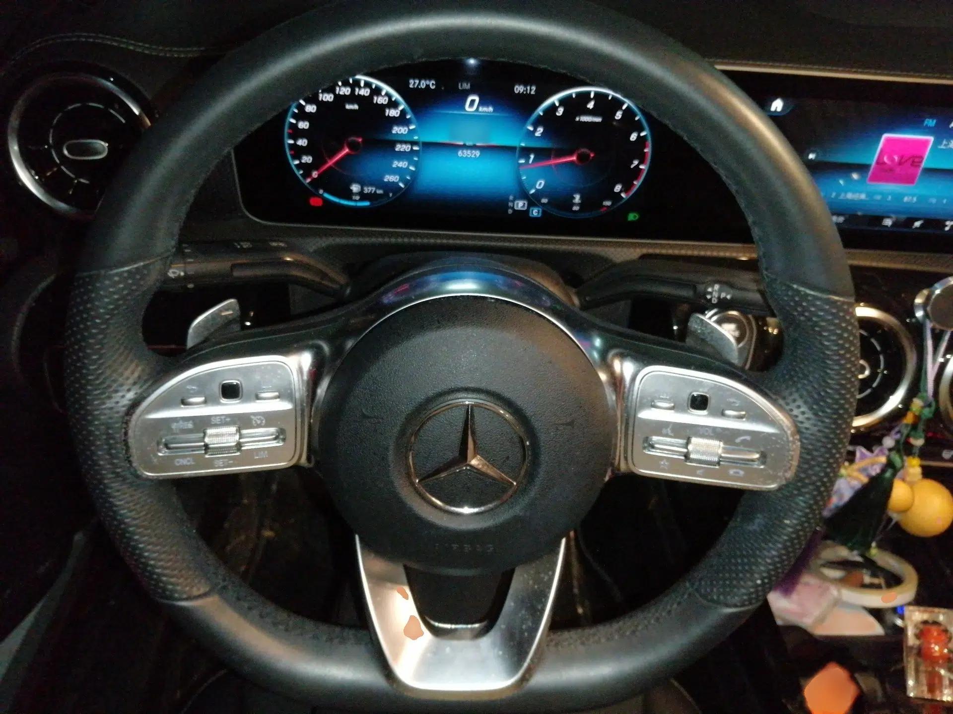 Mercedes-Benz A-Class 2019 A 200 L Sport Sedan — миниатюра 9