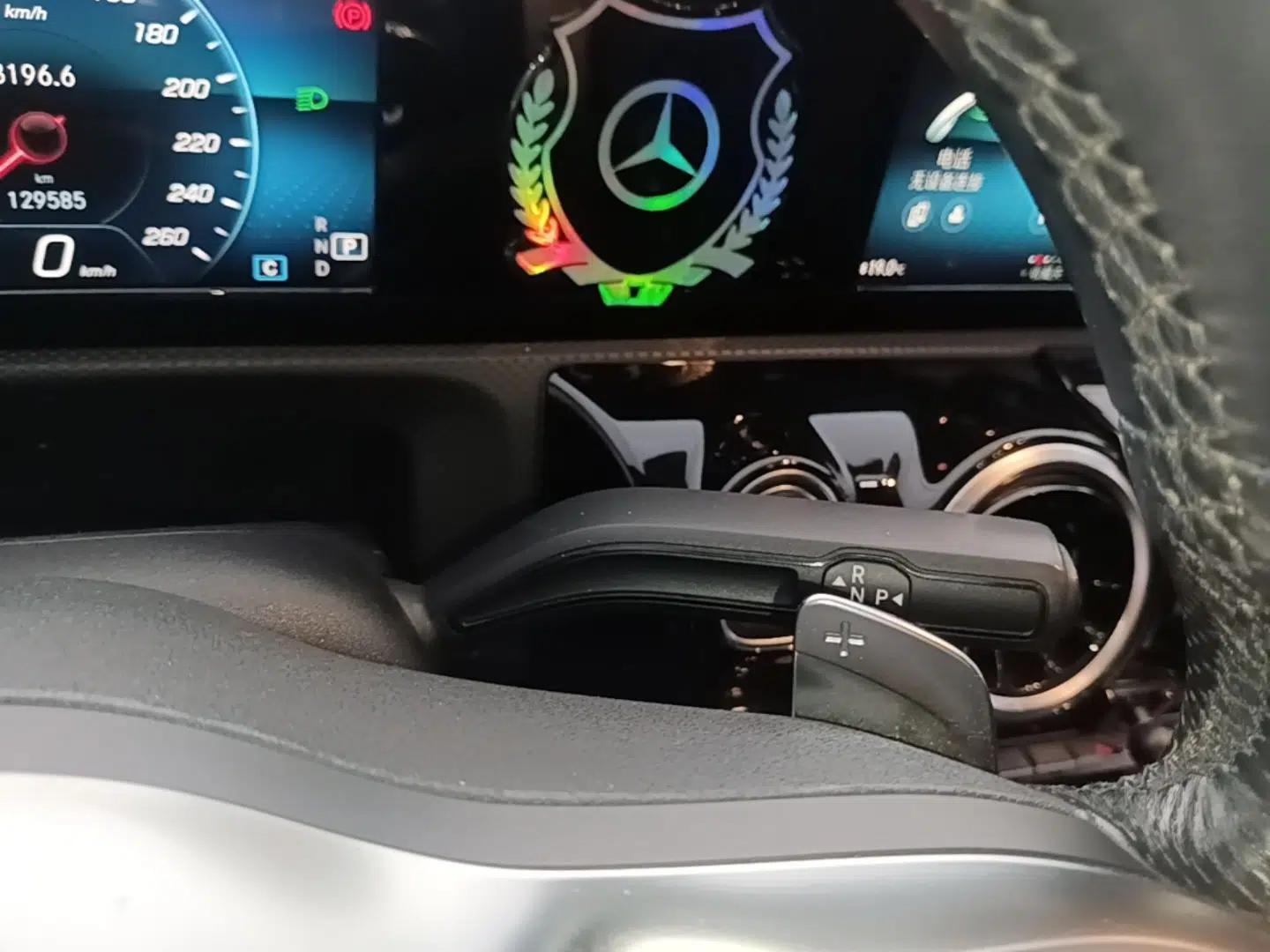 Mercedes-Benz A-Class 2019 A 180 L Sport Sedan — миниатюра 21