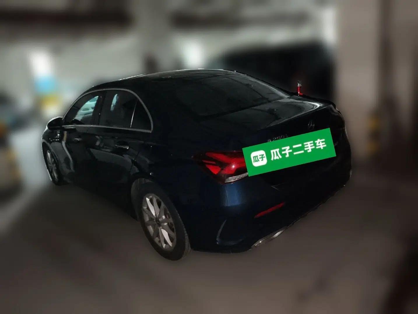Mercedes-Benz A-Class 2020 A 200 L Sport Sedan — миниатюра 4