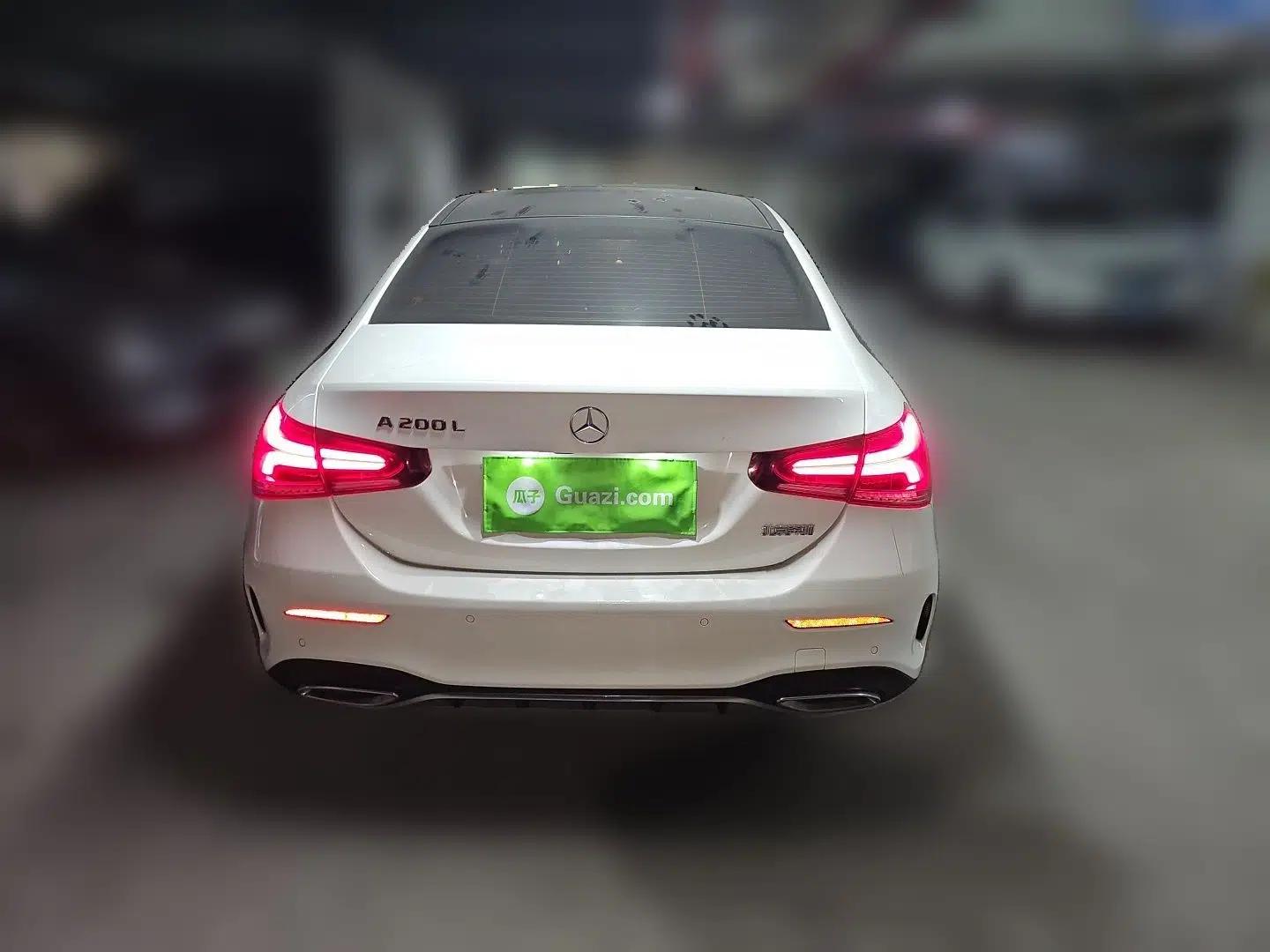 Mercedes-Benz A-Class 2021 A 200 L Sport Sedan Dynamic Model — миниатюра 5