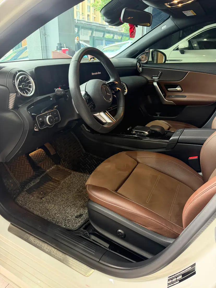 Mercedes-Benz A-Class 2023 A 200 L Fashion Model — миниатюра 11