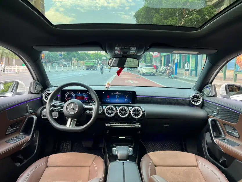 Mercedes-Benz A-Class 2023 A 200 L Fashion Model — миниатюра 13
