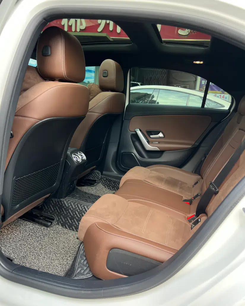 Mercedes-Benz A-Class 2023 A 200 L Fashion Model — миниатюра 15