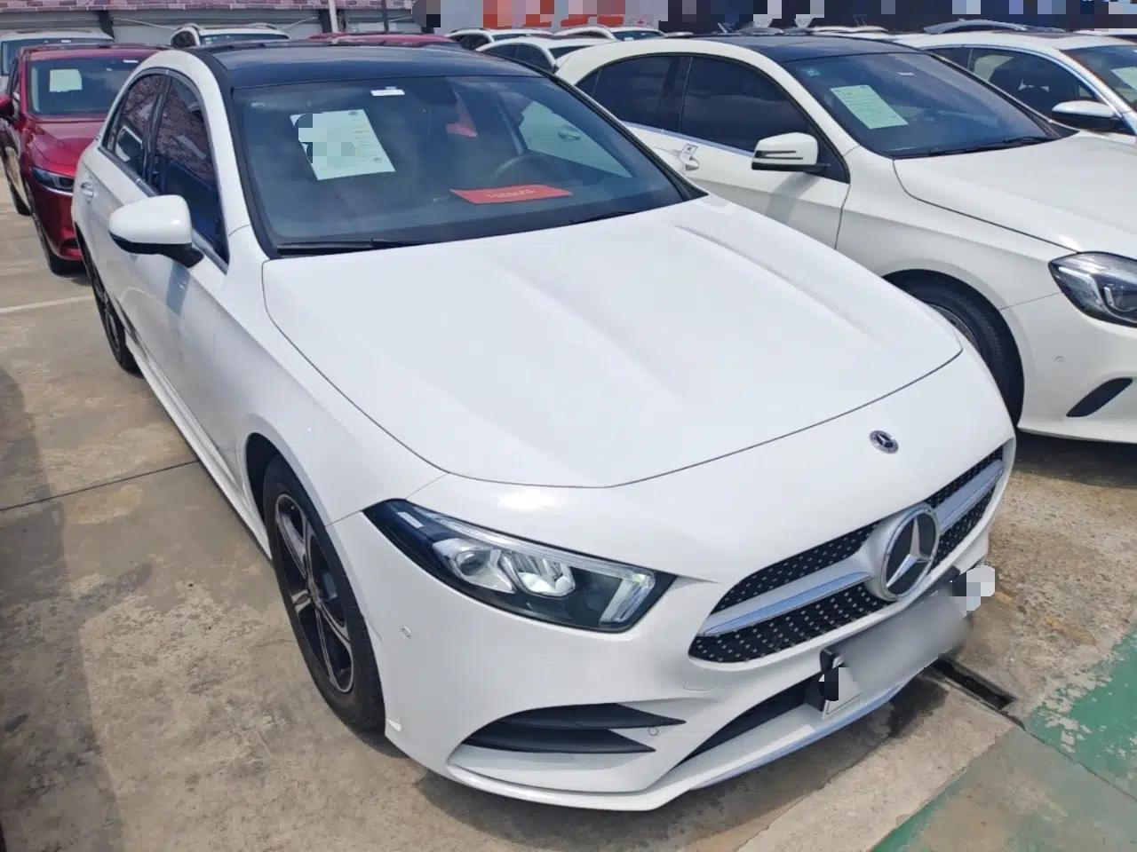 Mercedes-Benz A-Class 2022 Revised Version A 200 L Sport Sedan Fashionable Style — миниатюра 3