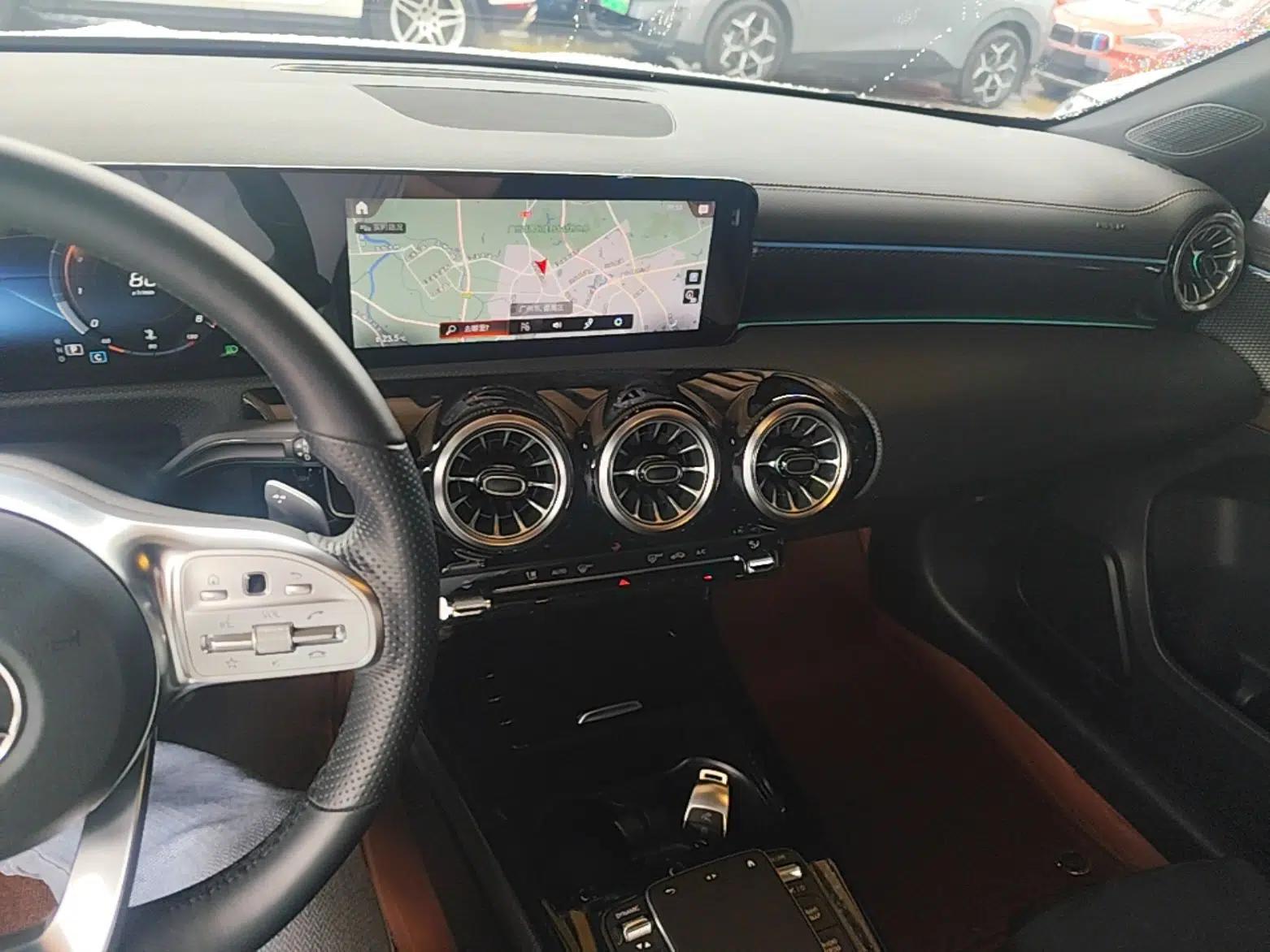 Mercedes-Benz A-Class 2021 A 200 L Sport Sedan Fashion Model — миниатюра 12