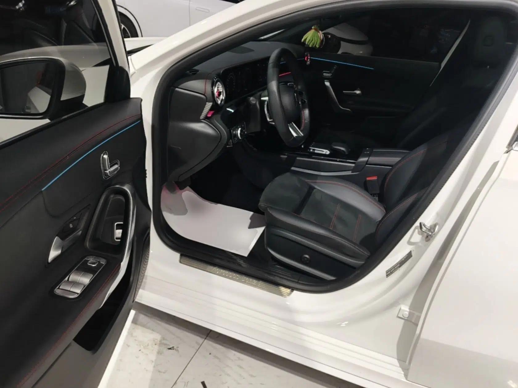 Mercedes-Benz A-Class 2023 A 200 L Fashion Model — миниатюра 18
