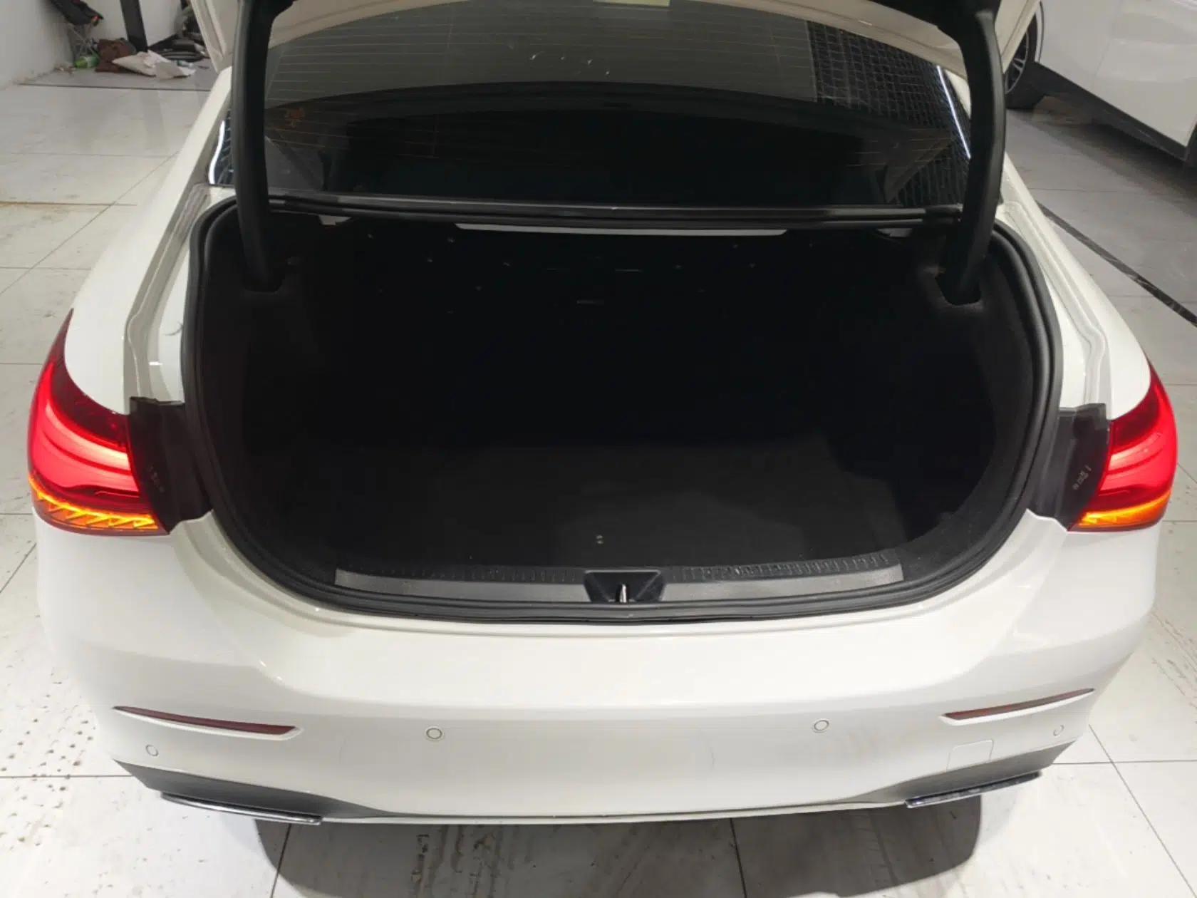 Mercedes-Benz A-Class 2023 A 200 L Fashion Model — миниатюра 22