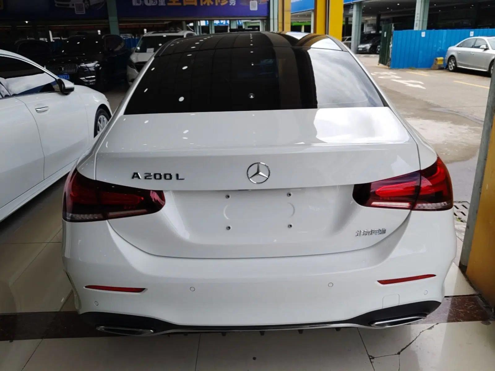 Mercedes-Benz A-Class 2022 Restyled A 200 L Sport Sedan Fashion Version — миниатюра 5
