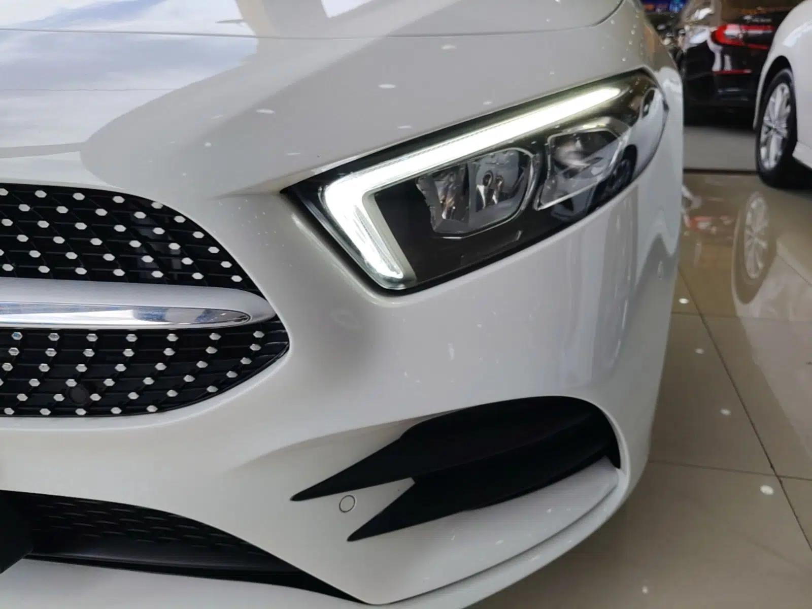 Mercedes-Benz A-Class 2022 Restyled A 200 L Sport Sedan Fashion Version — миниатюра 8