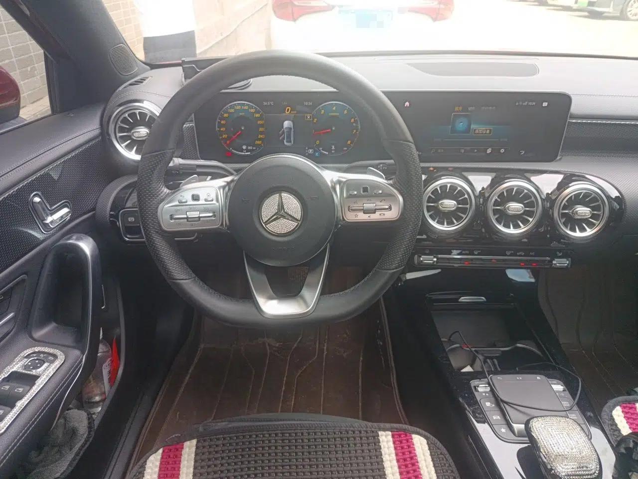 Mercedes-Benz A-Class 2020 Restyled A 200 L Sport Sedan Fashion Version — миниатюра 10