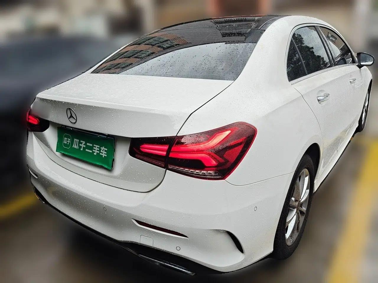 Mercedes-Benz A-Class 2021 A 200 L Sport Sedan Fashion Model — миниатюра 5