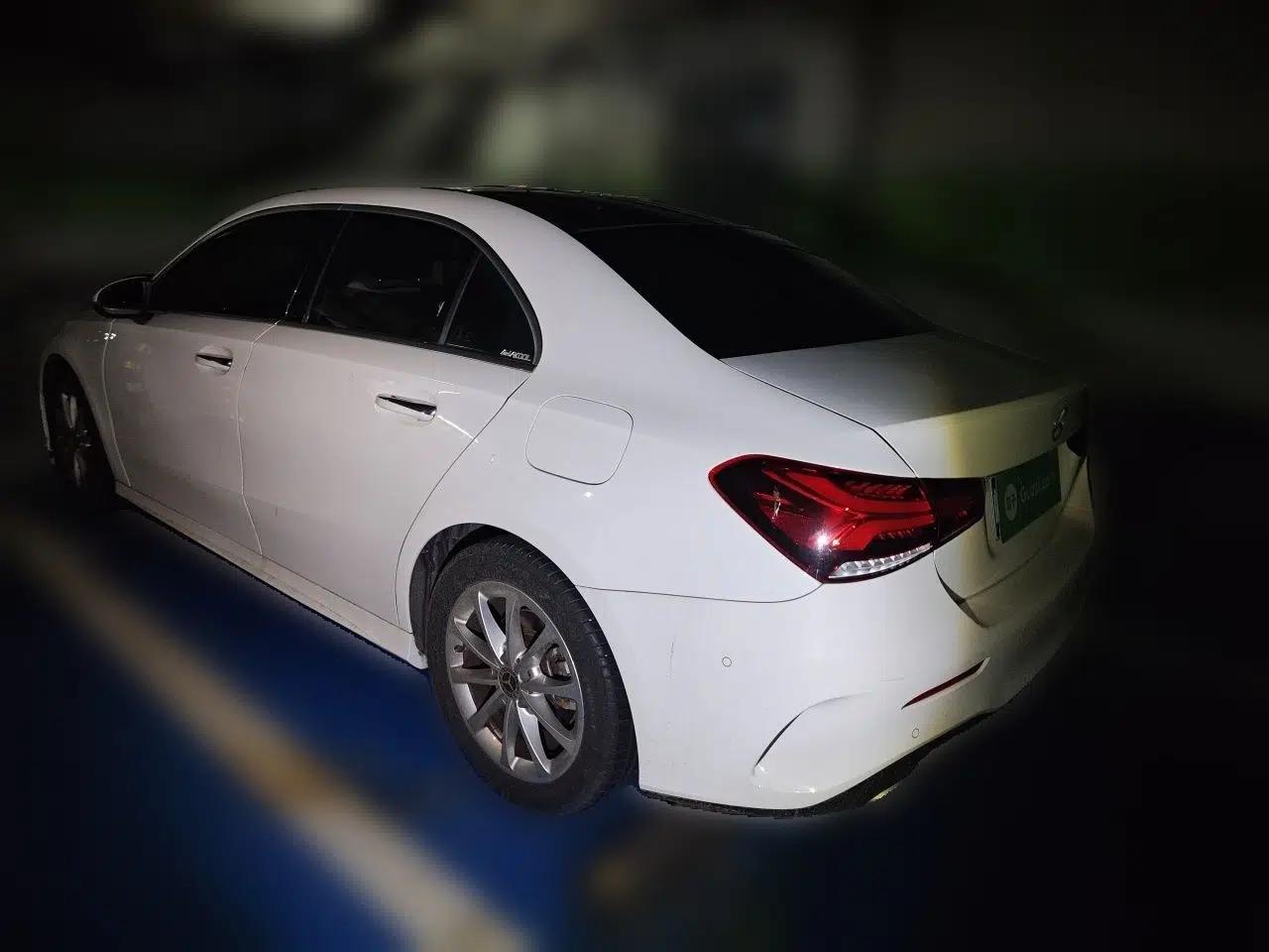 Mercedes-Benz A-Class 2022 Restyled A 200 L Sport Sedan Fashion Version — миниатюра 4