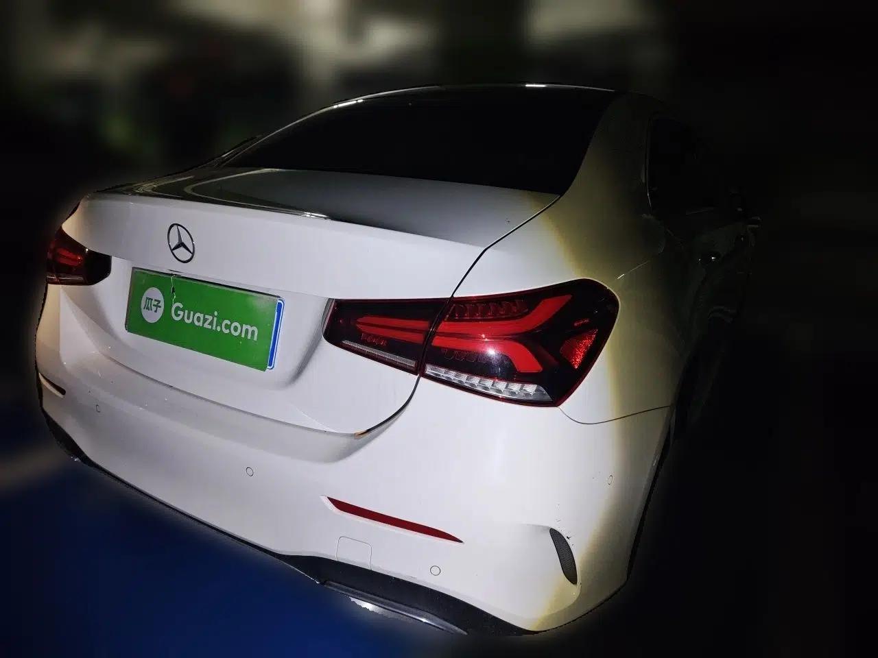 Mercedes-Benz A-Class 2022 Restyled A 200 L Sport Sedan Fashion Version — миниатюра 5