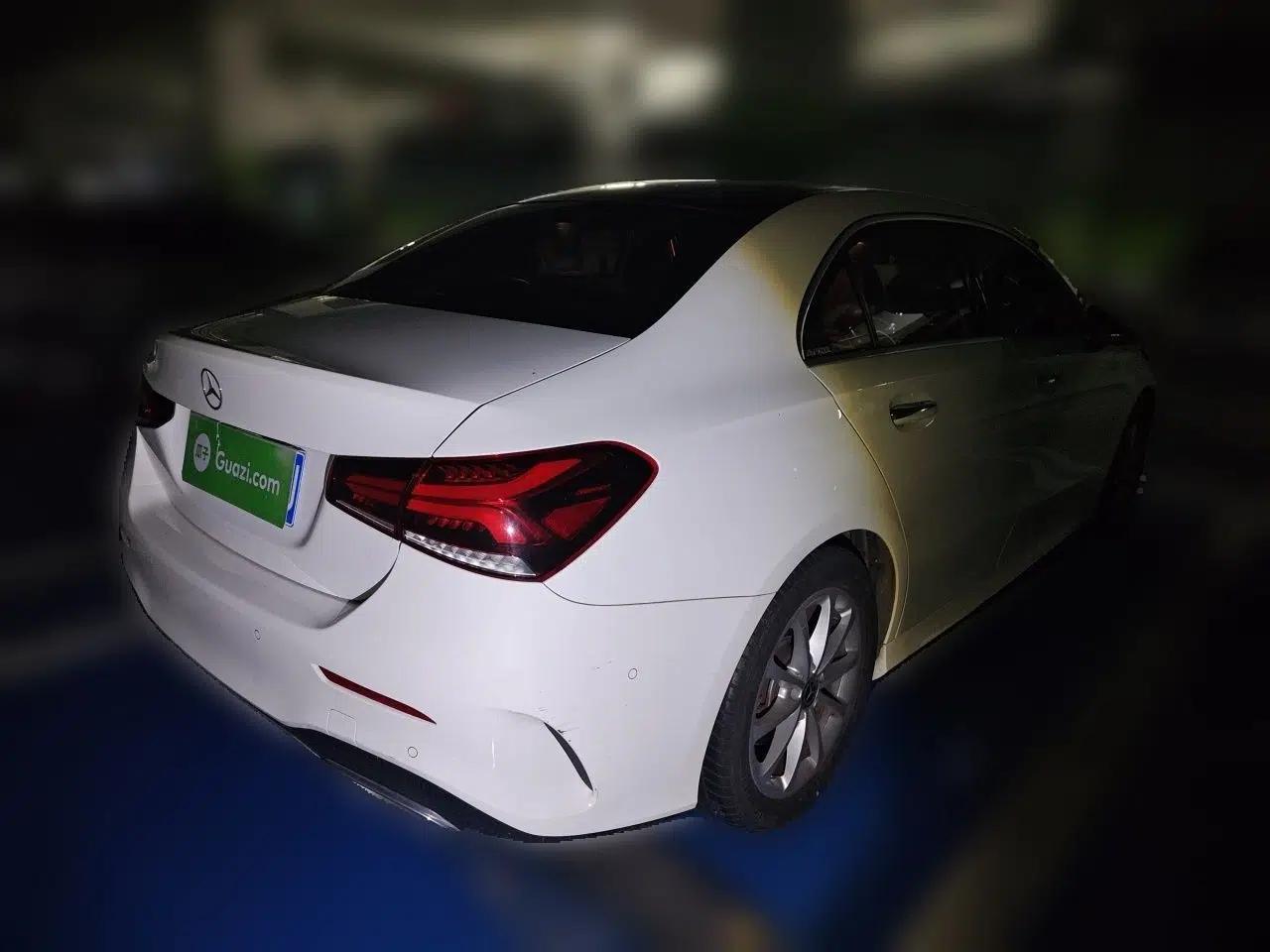 Mercedes-Benz A-Class 2022 Restyled A 200 L Sport Sedan Fashion Version — миниатюра 6
