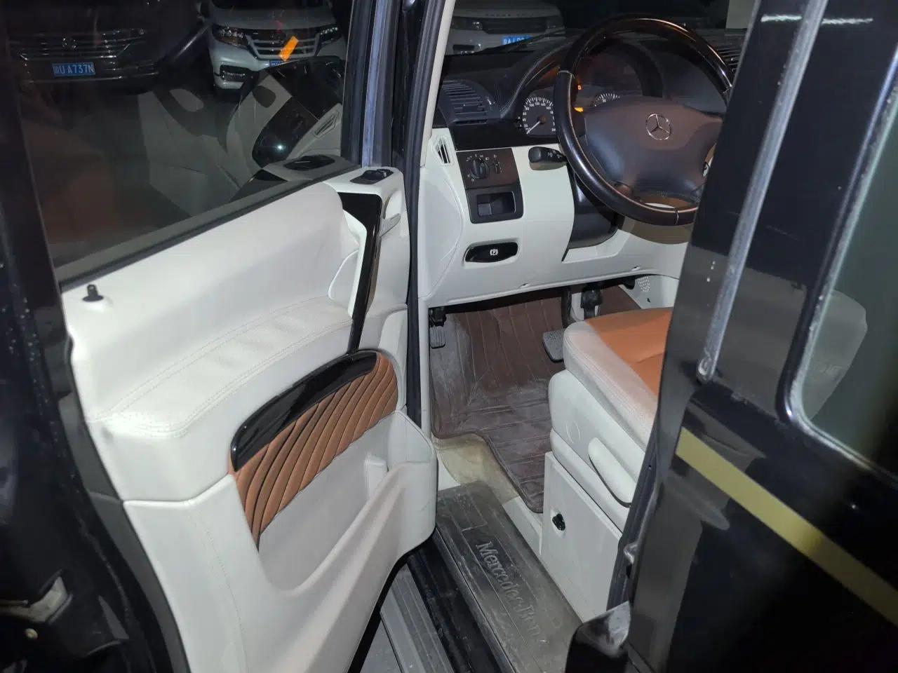 Mercedes-Benz Vito Mercedes-Benz V-Class, 3.0L, parallel import — миниатюра 16
