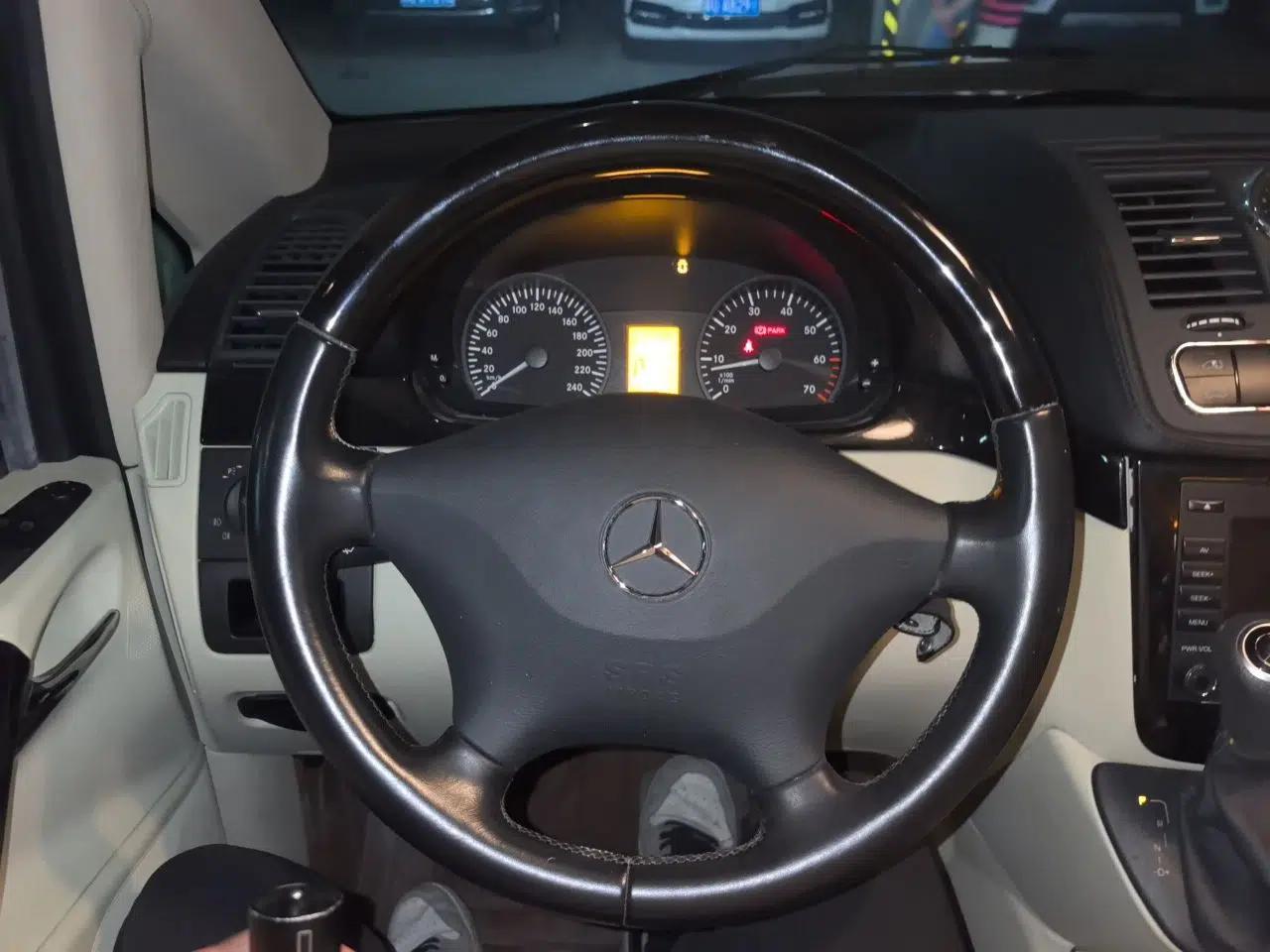 Mercedes-Benz Vito Mercedes-Benz V-Class, 3.0L, parallel import — миниатюра 10