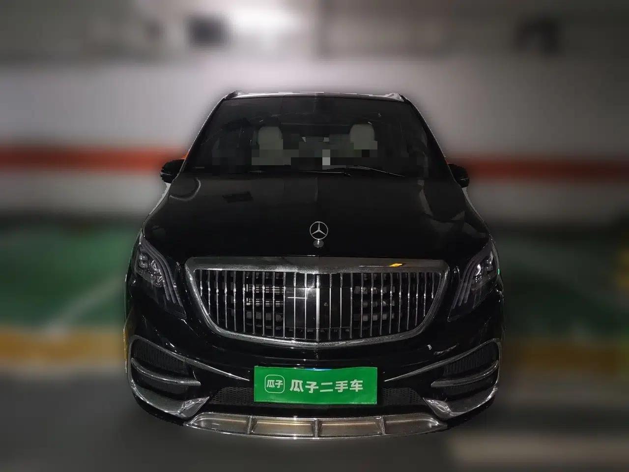 Mercedes-Benz Vito 2023 2.0T Elite Version 7 Seats — миниатюра 2