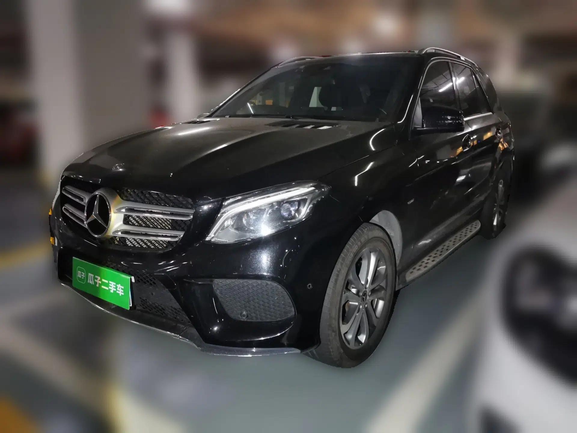 Mercedes-Benz GLE 2018 GLE 320 4MATIC Dynamic Edition Collector's Edition — миниатюра 1