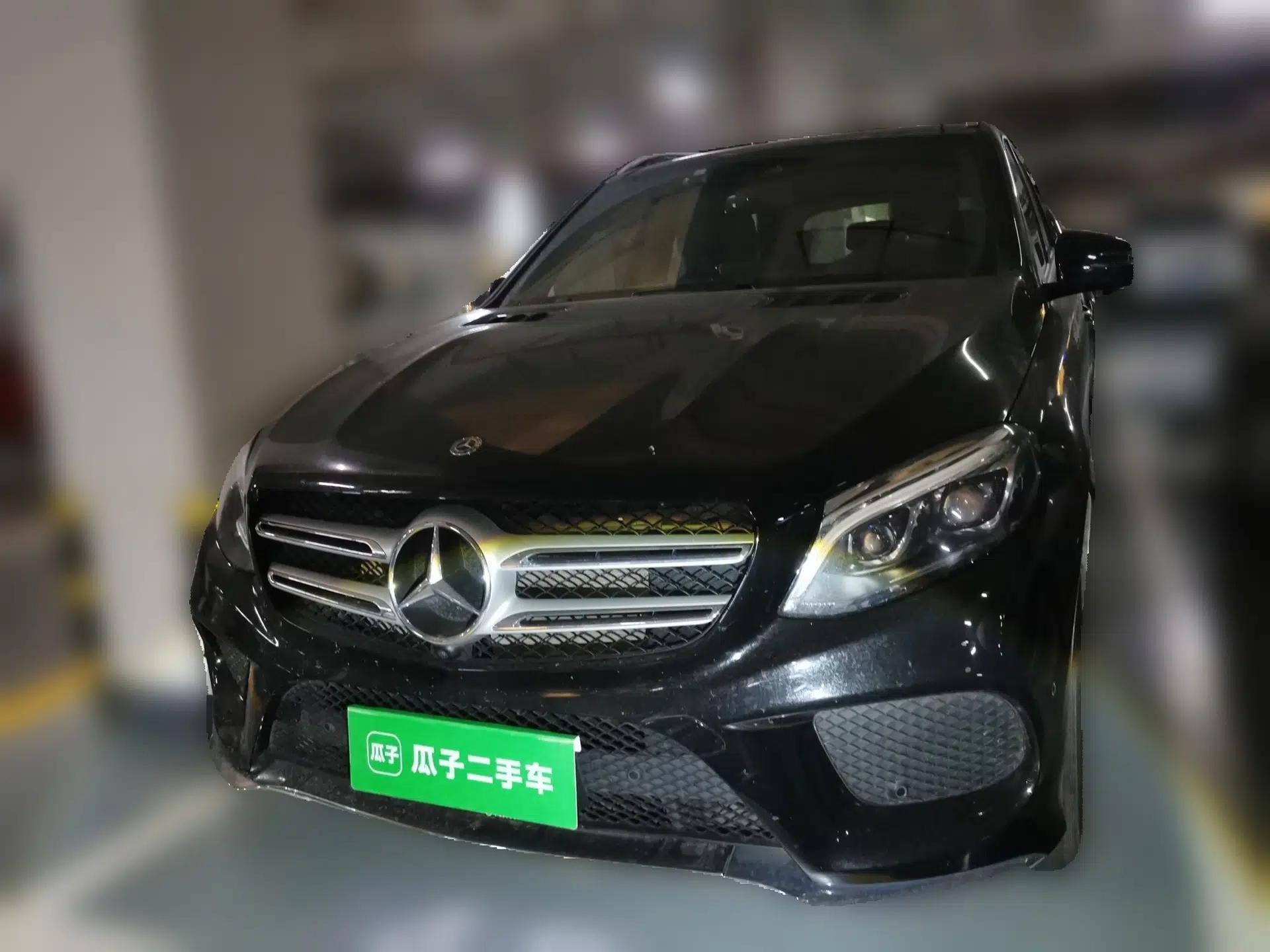 Mercedes-Benz GLE 2018 GLE 320 4MATIC Dynamic Edition Collector's Edition — миниатюра 2