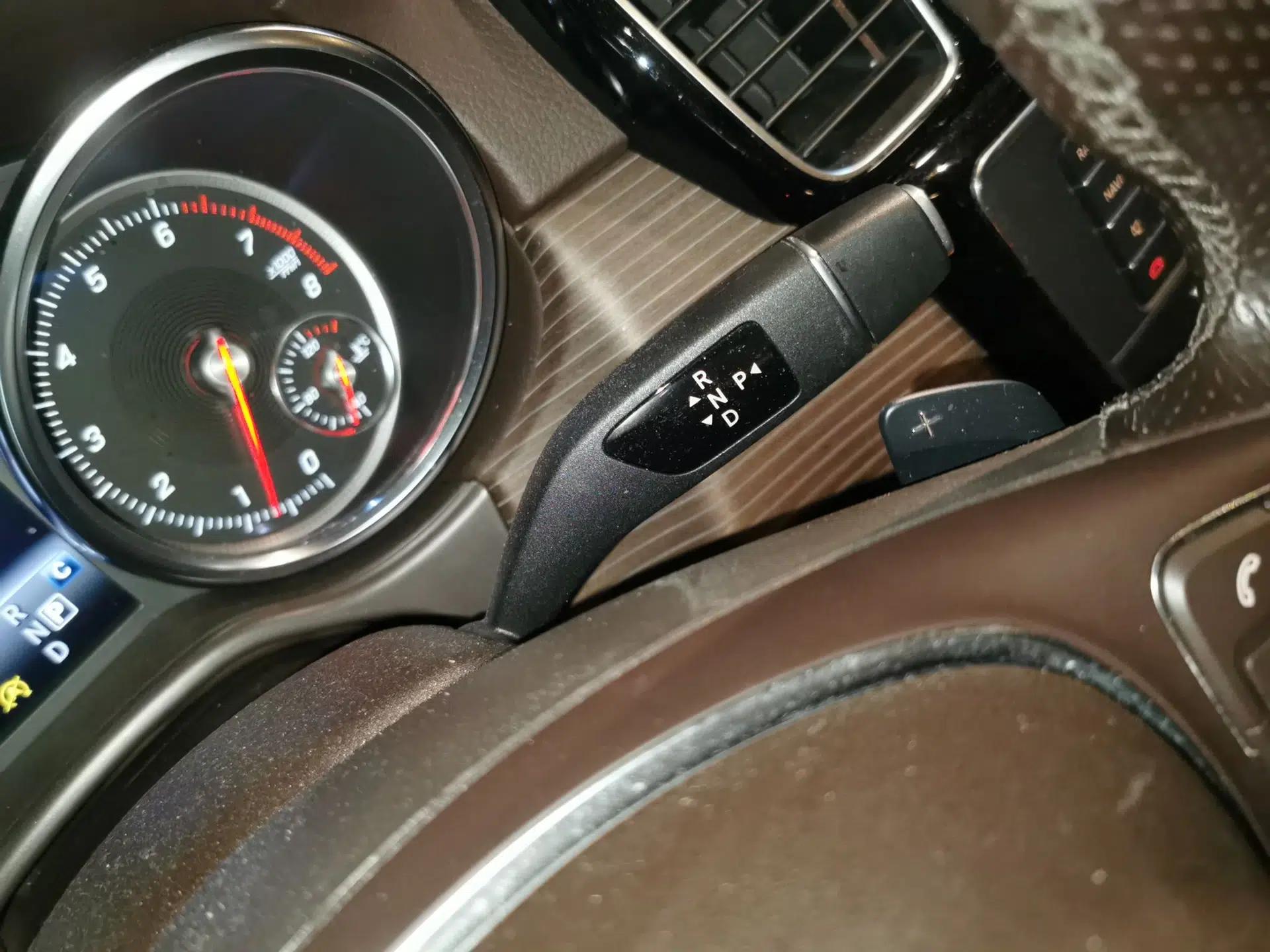Mercedes-Benz GLE 2018 GLE 320 4MATIC Dynamic Edition Collector's Edition — миниатюра 14