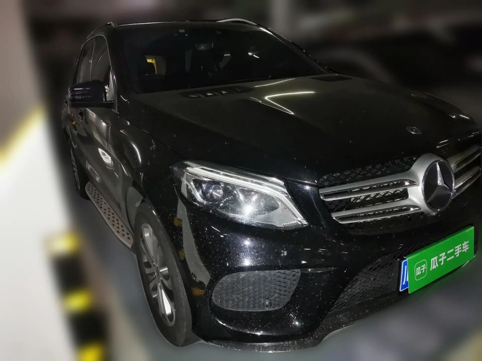 Mercedes-Benz GLE 2018 GLE 320 4MATIC Dynamic Edition Collector's Edition — миниатюра 3