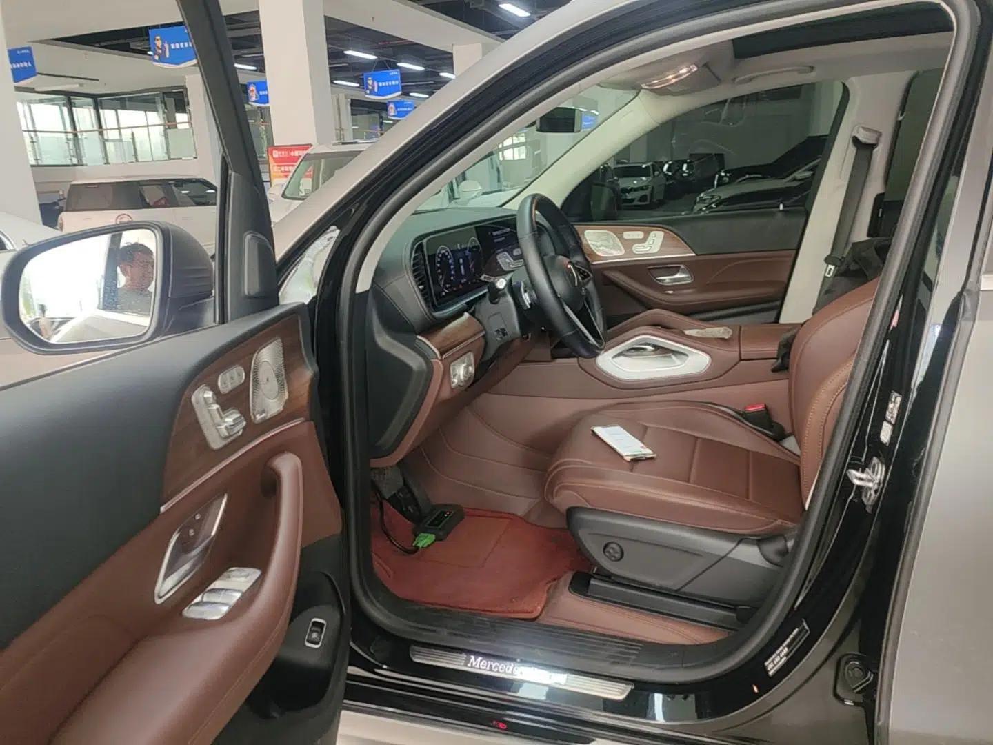 Mercedes-Benz GLE 2024 GLE 450 4MATIC Stylish Model — миниатюра 23