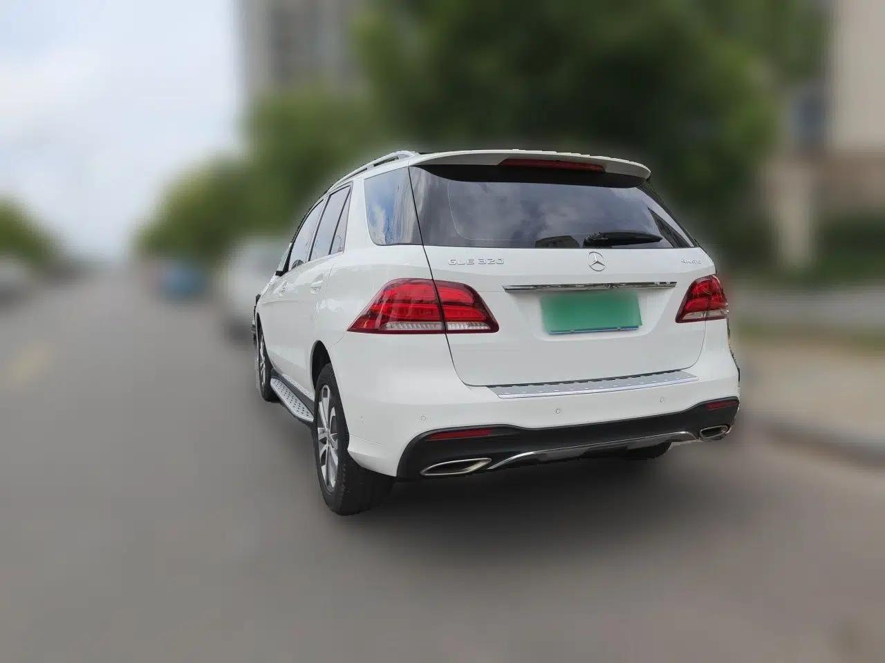Mercedes-Benz GLE 2017 GLE 320 4MATIC Dynamic Model — миниатюра 4