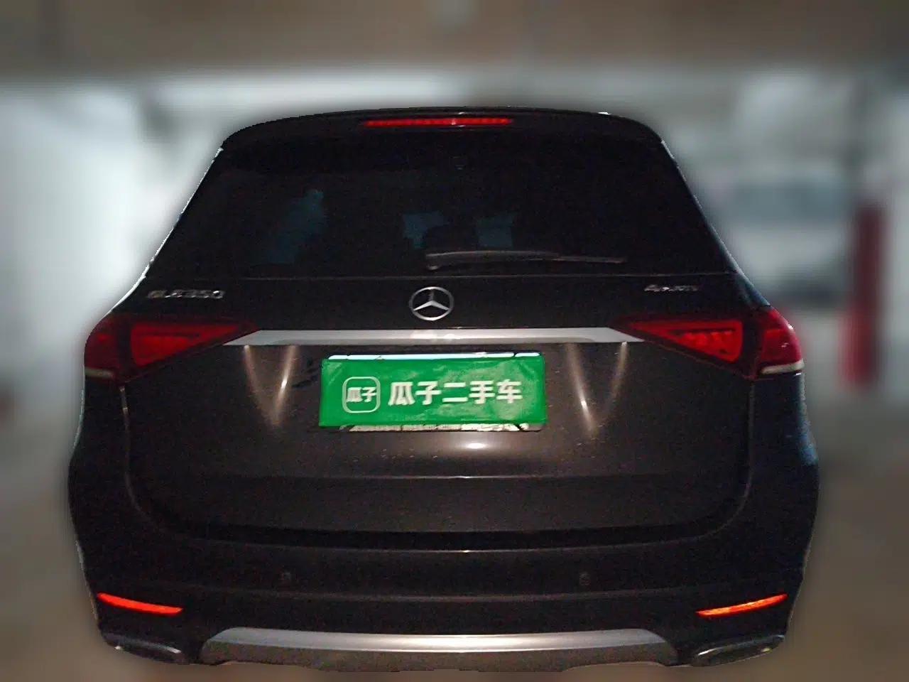 Mercedes-Benz GLE 2022 GLE 350 4MATIC Stylish Model — миниатюра 5