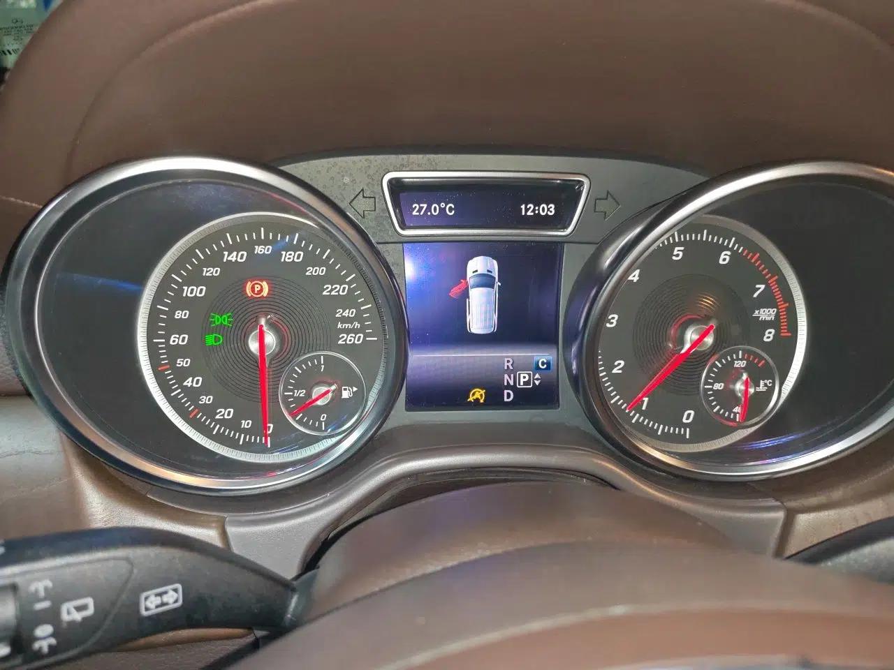 Mercedes-Benz GLE 2019 GLE 400 4MATIC Exclusive Edition — миниатюра 11