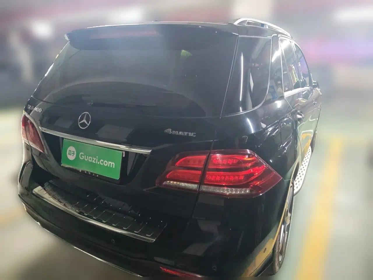 Mercedes-Benz GLE 2019 GLE 400 4MATIC Exclusive Edition — миниатюра 6