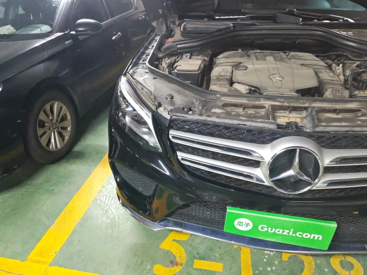 Mercedes-Benz GLE 2019 GLE 400 4MATIC Exclusive Edition — миниатюра 7