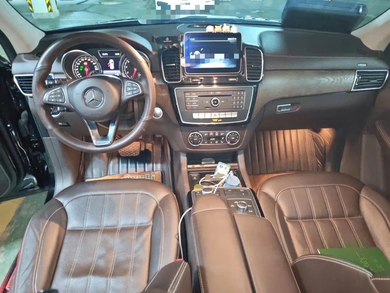 Mercedes-Benz GLE 2019 GLE 400 4MATIC Exclusive Edition — миниатюра 9