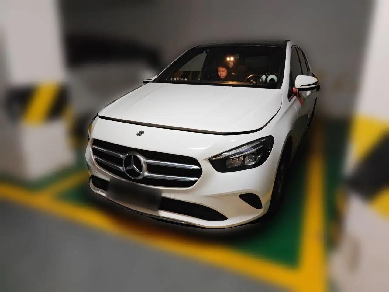 Mercedes-Benz B-Class 2020 B 200 Sport Edition — миниатюра 1