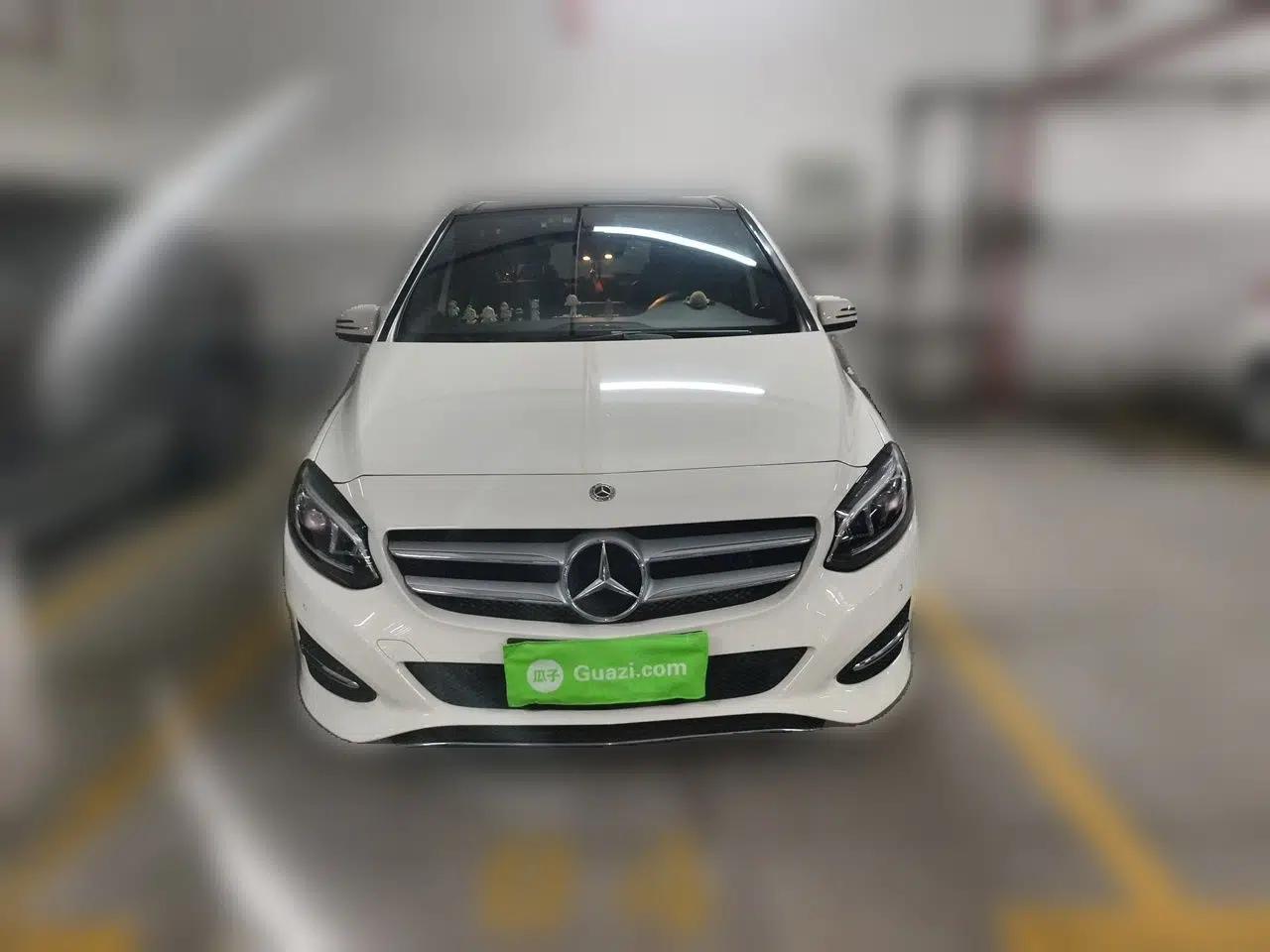 Mercedes-Benz B-Class 2018 B 200 Fashion Model — миниатюра 2