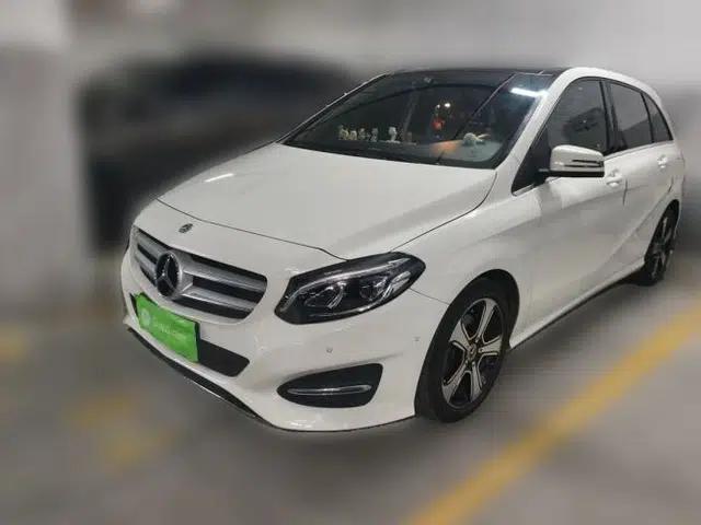 Mercedes-Benz B-Class 2018 B 200 Fashion Model