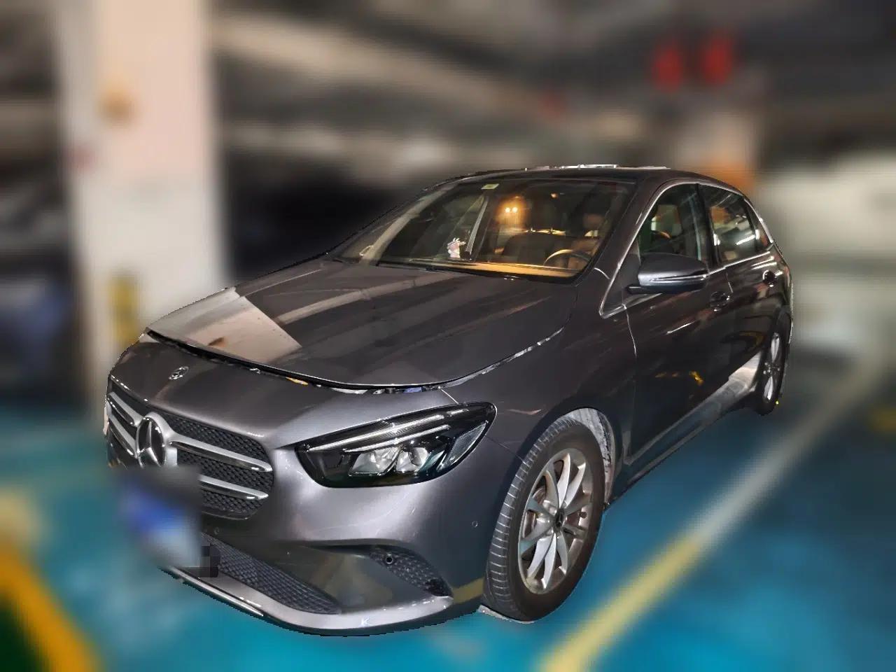 Mercedes-Benz B-Class 2020 B 200 Fashion Model — миниатюра 1
