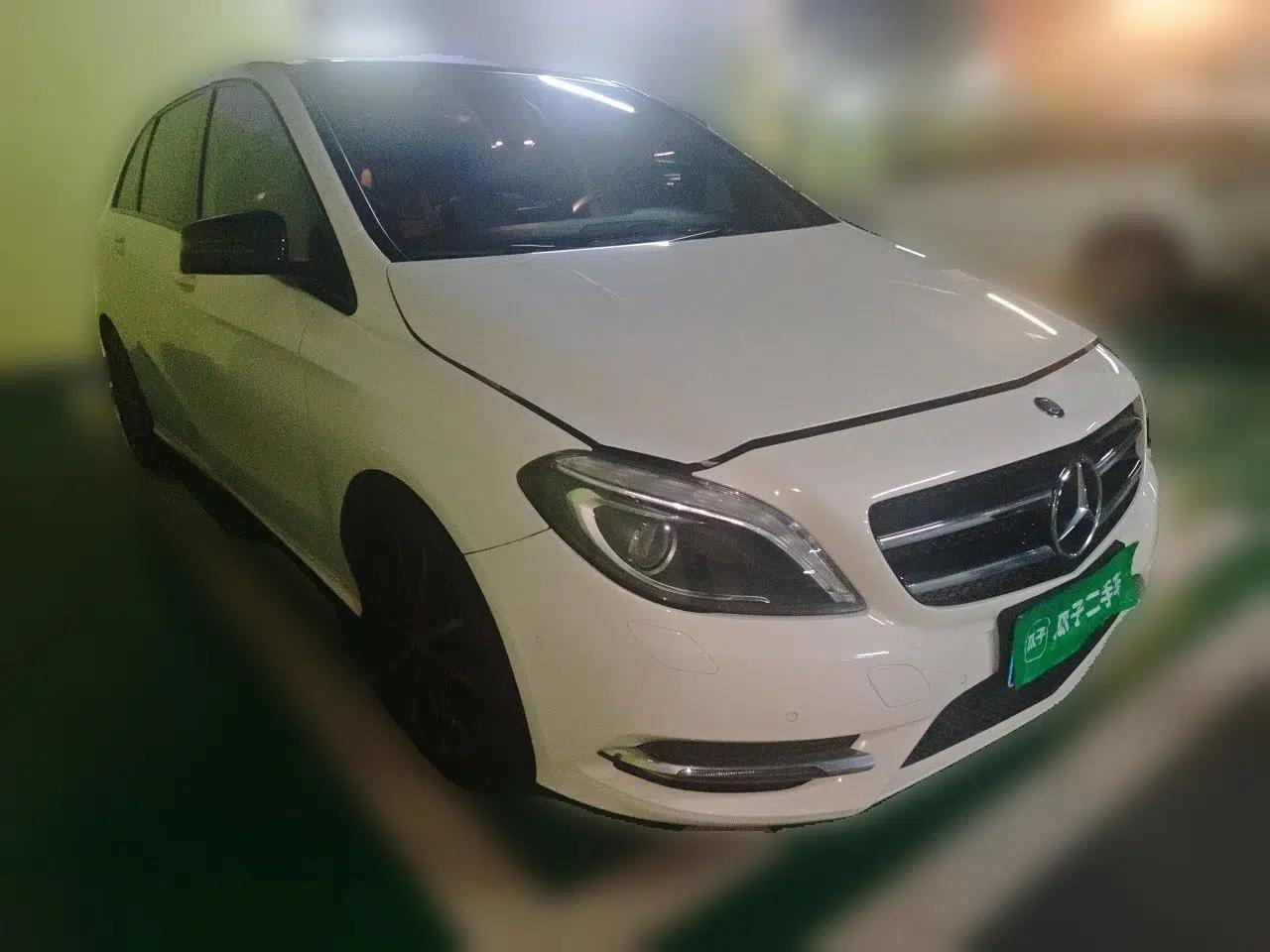 Mercedes-Benz B-Class 2012 B 200 — миниатюра 3