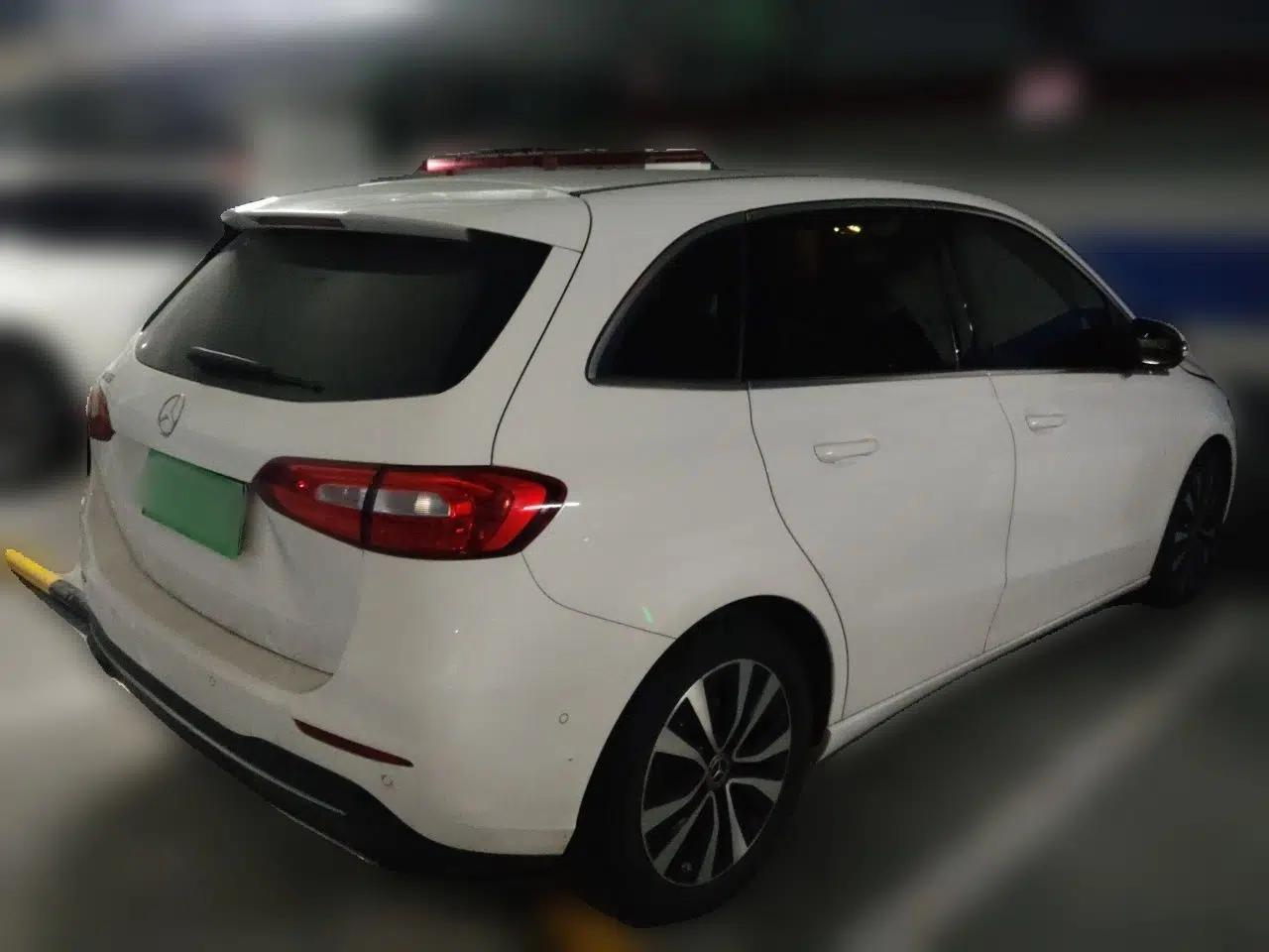 Mercedes-Benz B-Class 2021 B 180 Fashion Model — миниатюра 6