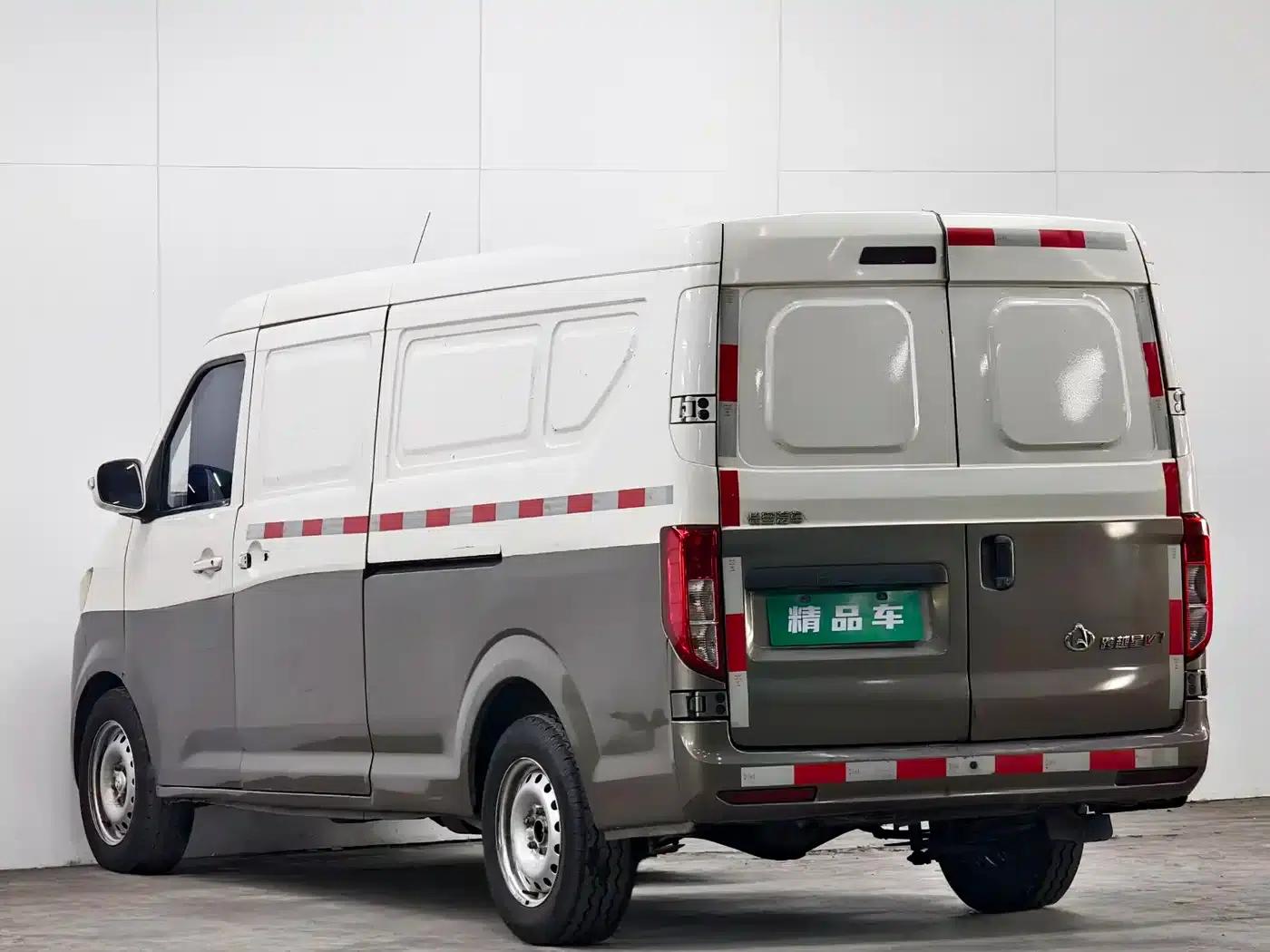 Crossstar V7 2022 1.6L Petrol Luxury 2-Seat Double Door Model DAM16KR — миниатюра 6