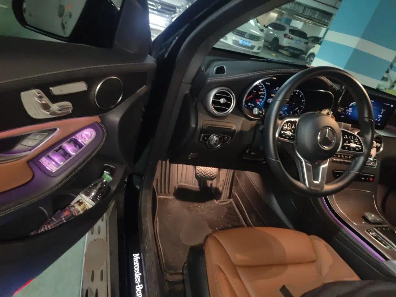 Mercedes-Benz GLC Coupe 2022 Refreshed GLC 300 4MATIC Coupe SUV — миниатюра 16