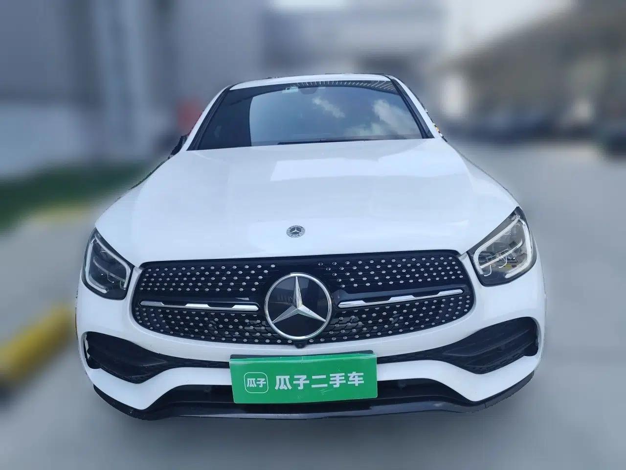Mercedes-Benz GLC Coupe 2020 GLC 260 4MATIC Coupe SUV — миниатюра 2