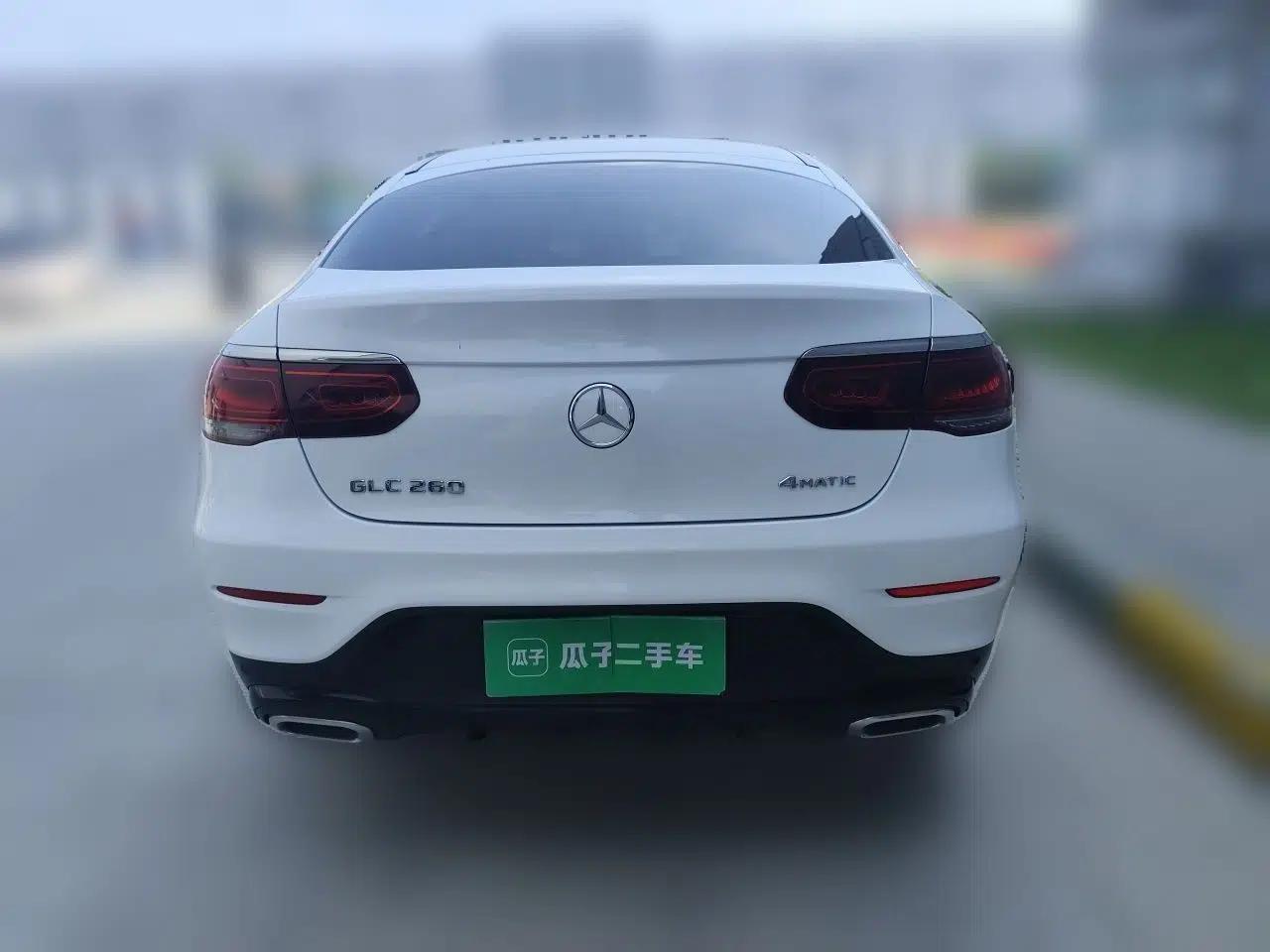 Mercedes-Benz GLC Coupe 2020 GLC 260 4MATIC Coupe SUV — миниатюра 5