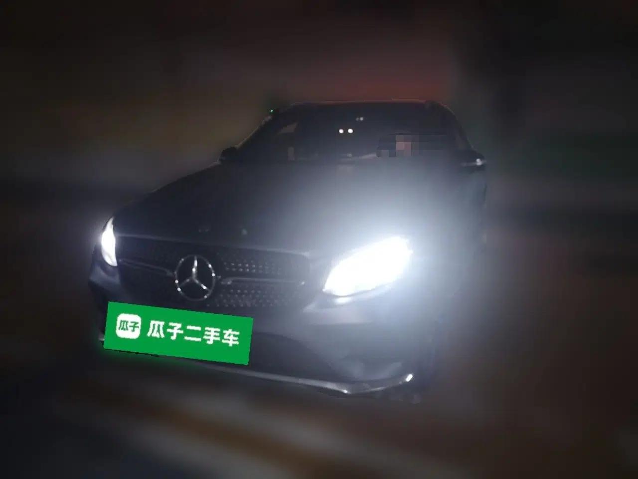 Mercedes-Benz GLC Coupe 2019 GLC 260 4MATIC Coupe SUV — миниатюра 1