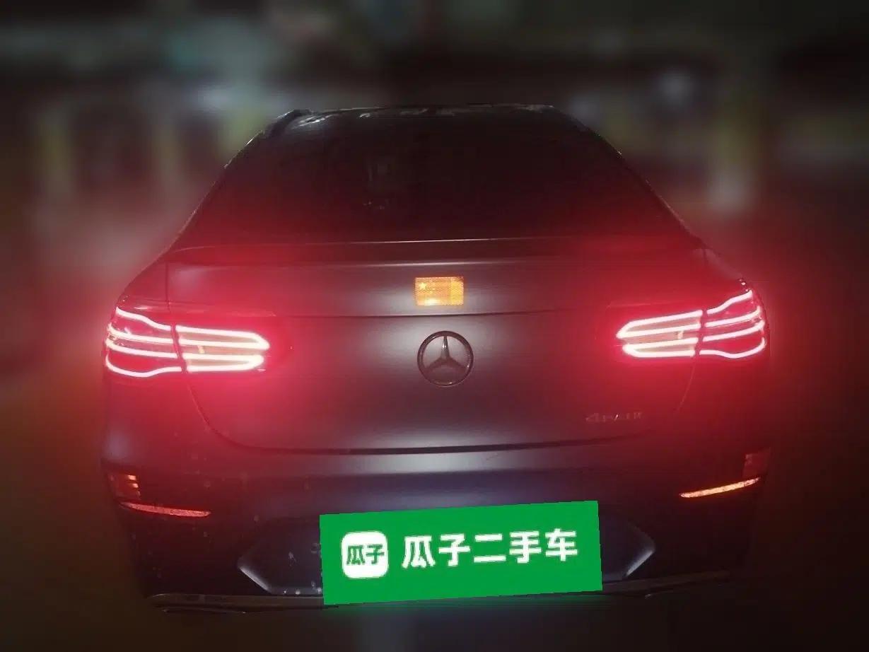 Mercedes-Benz GLC Coupe 2019 GLC 260 4MATIC Coupe SUV — миниатюра 5