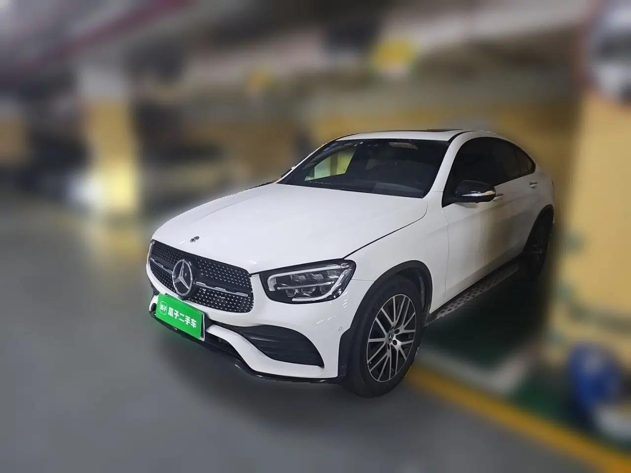 Mercedes-Benz GLC Coupe 2020 GLC 300 4MATIC Coupe SUV — миниатюра 1