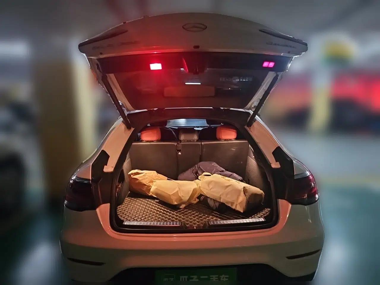 Mercedes-Benz GLC Coupe 2020 GLC 300 4MATIC Coupe SUV — миниатюра 19