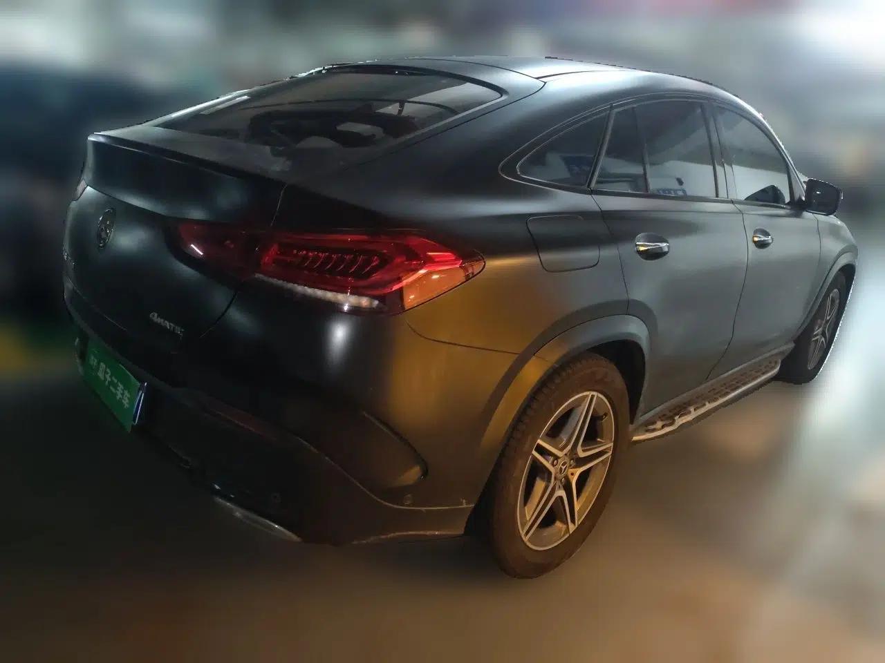 Mercedes-Benz GLE Coupe 2020 GLE 450 4MATIC Coupe SUV Fashion Model — миниатюра 6