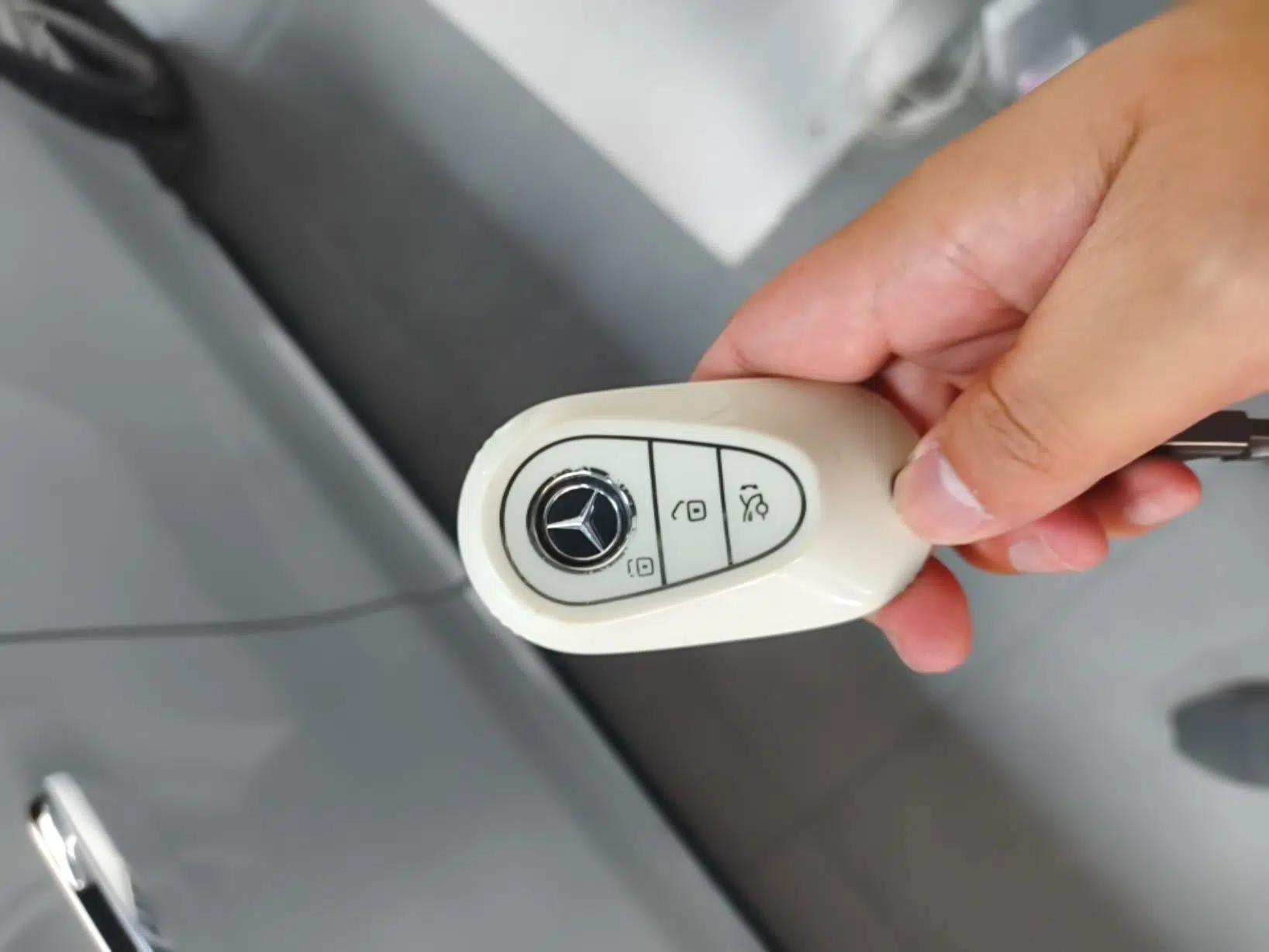 Mercedes-Benz EQE 2022 350 Luxury Edition — миниатюра 30