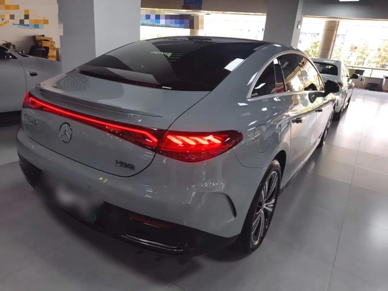 Mercedes-Benz EQE 2022 350 Luxury Edition — миниатюра 6