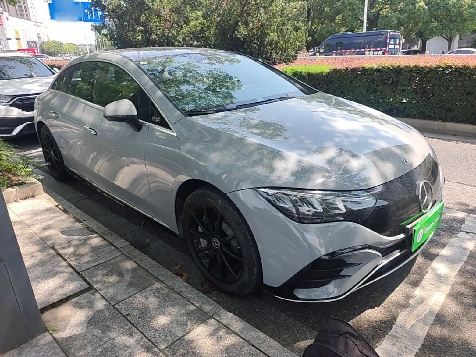 Mercedes-Benz EQE 2022 350 Pioneer Edition — миниатюра 3